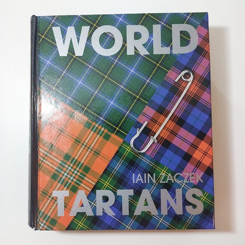 Book world tartans iain - of, by